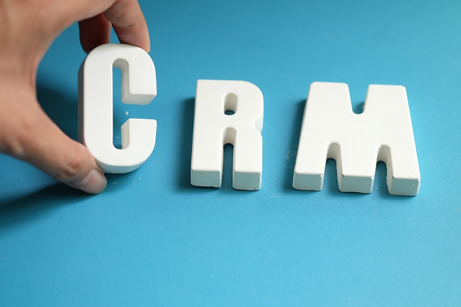 What is a website builder? What are the essential features of a quality website builder?